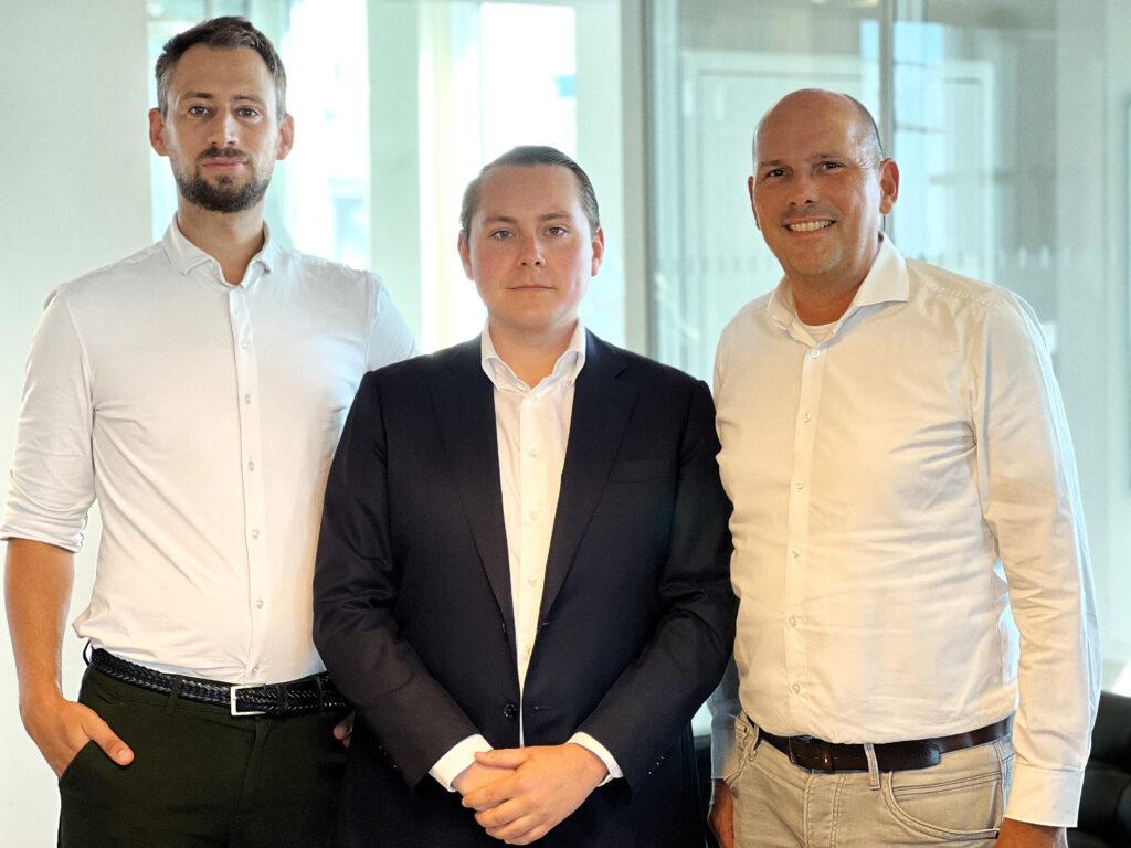  Uli Wurth ergänzt die Führungsmannschaft als neuer CFO (rechts), hier neben CEO Lauritz Elmshäuser (links) und Mitgründer Fritz Frey (Mitte) - Quelle: HYGH